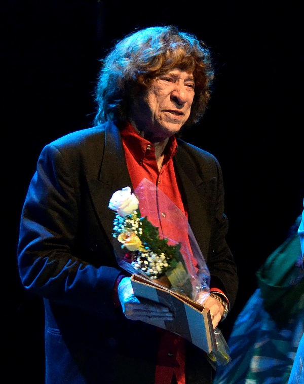 Premios caricato 04