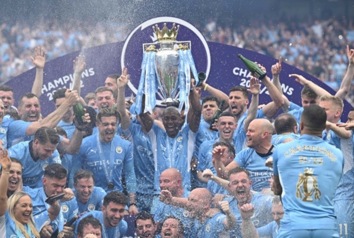 Manchester City aventajó en solo un punto al Liverpool Manchester City aventajó en solo un punto al Liverpool