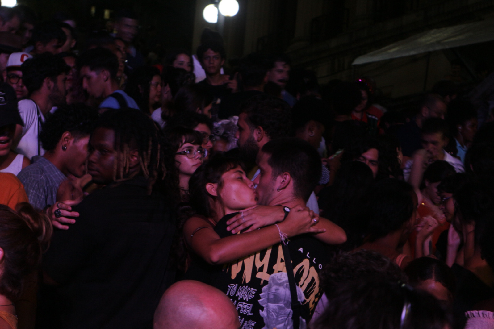 Con un concierto en la escalinata de la Universidad de La Habana inicia silvio Rodríguez gira por Latinoamérica. Fotos: José Luis Alvarez Suárez (Cubahora)