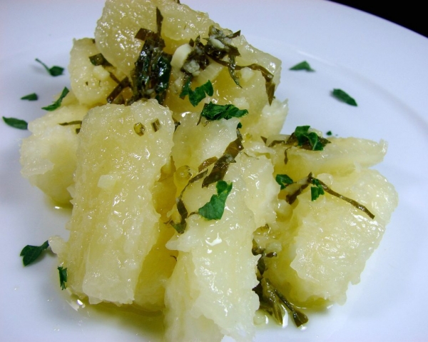 Yuca con mojo. Foto: Tomada de Recetas de Cuba